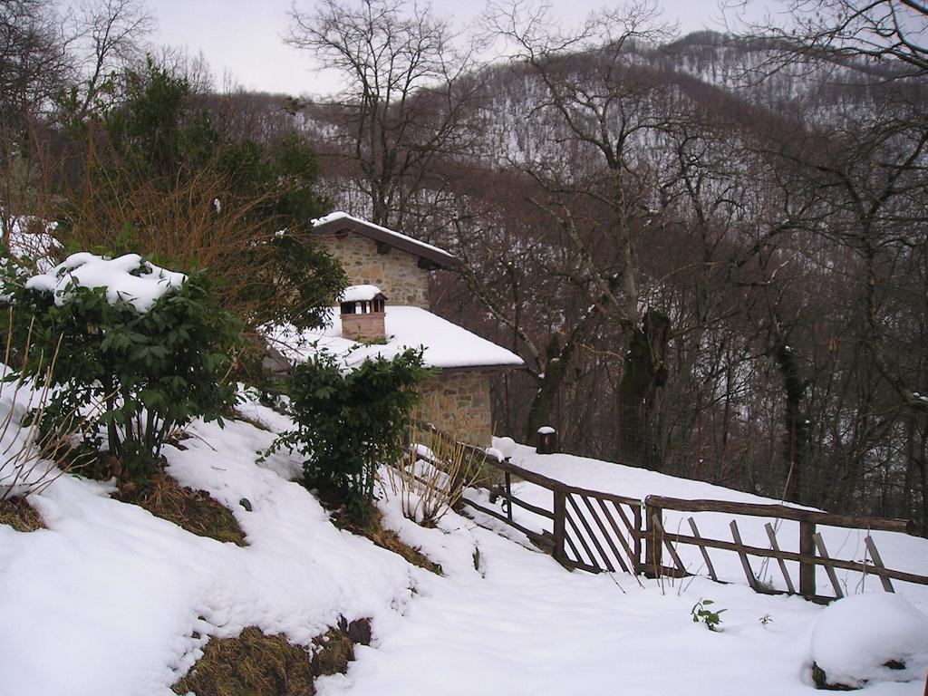 Il Podere Di Giada Bed and Breakfast Bagni di Lucca Habitación foto